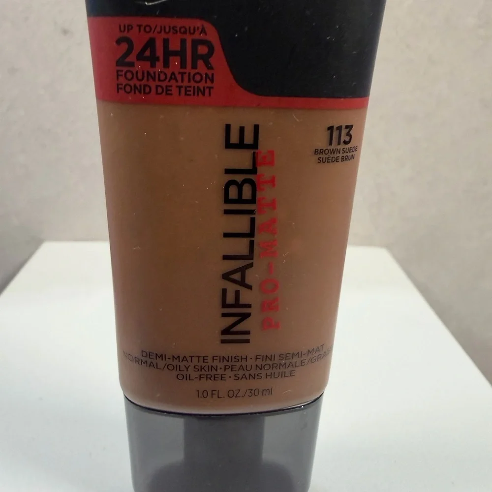 🩷5/$10🩷L'Oréal Infallible 24HR Foundation - Warm Brown (113)